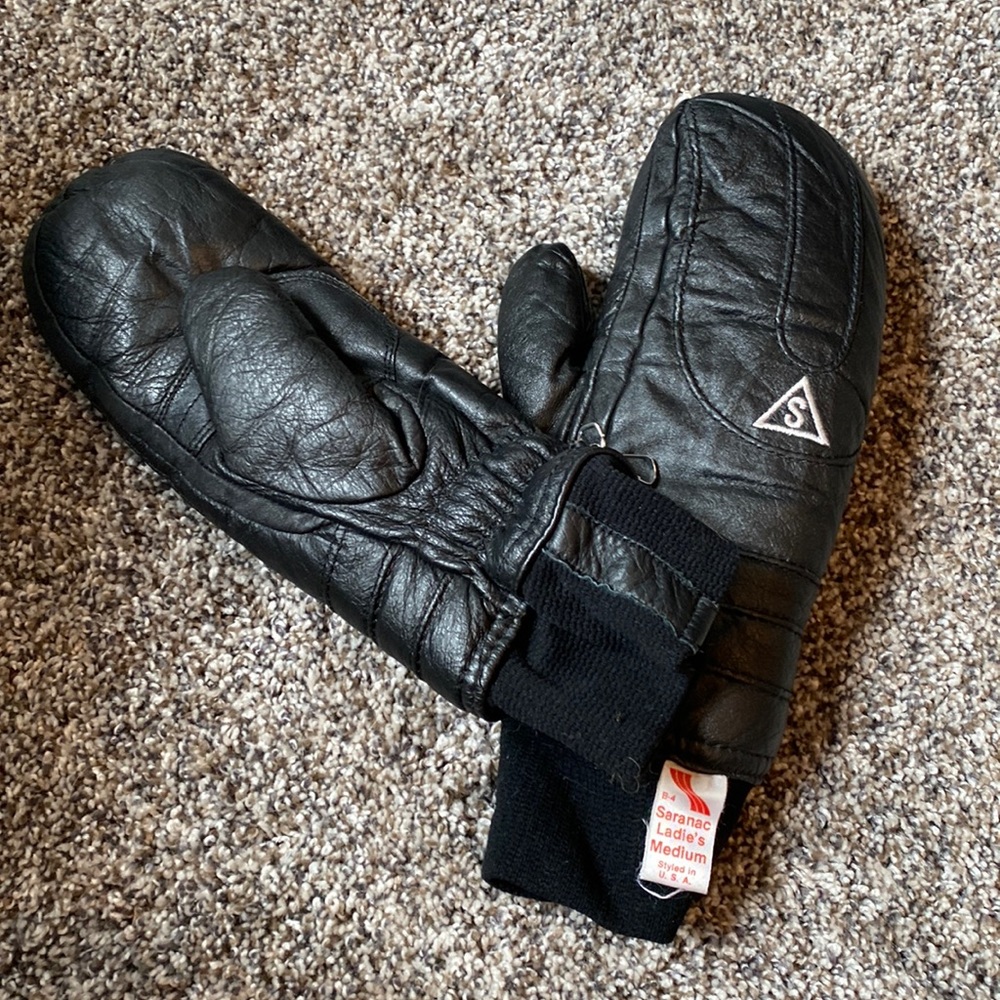 Saranac insulated mittens